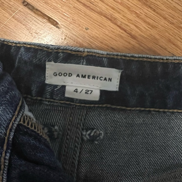 Good American Shorts - Picture 3 of 7